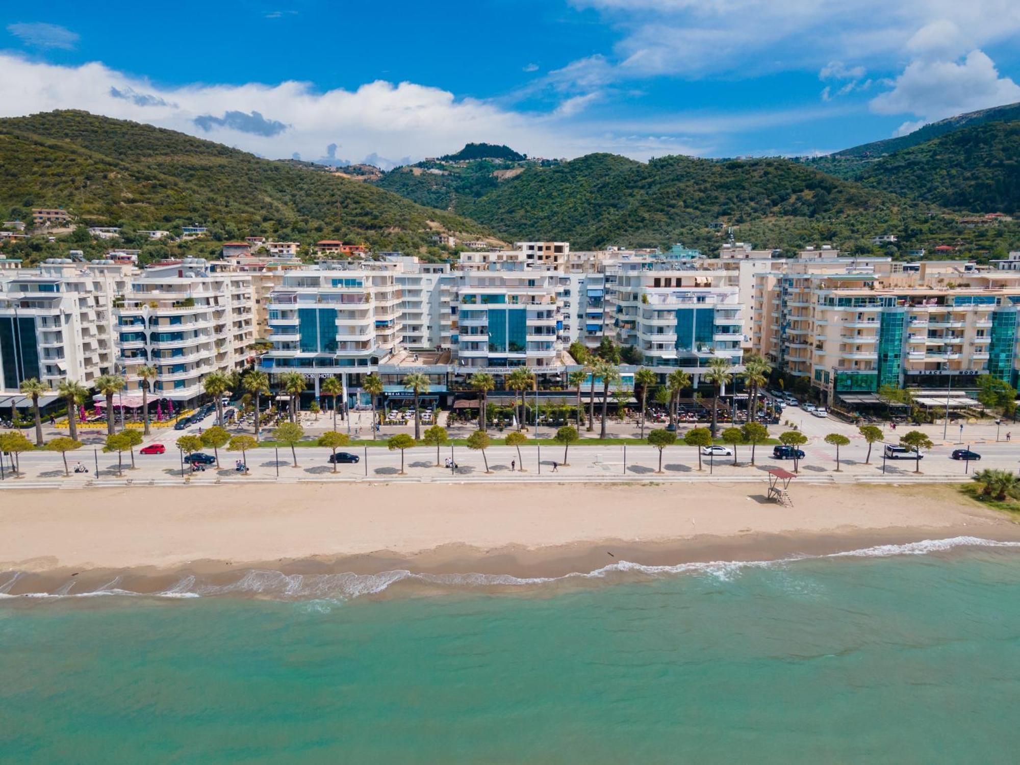 Mustafa Suites Vlorë Eksteriør billede