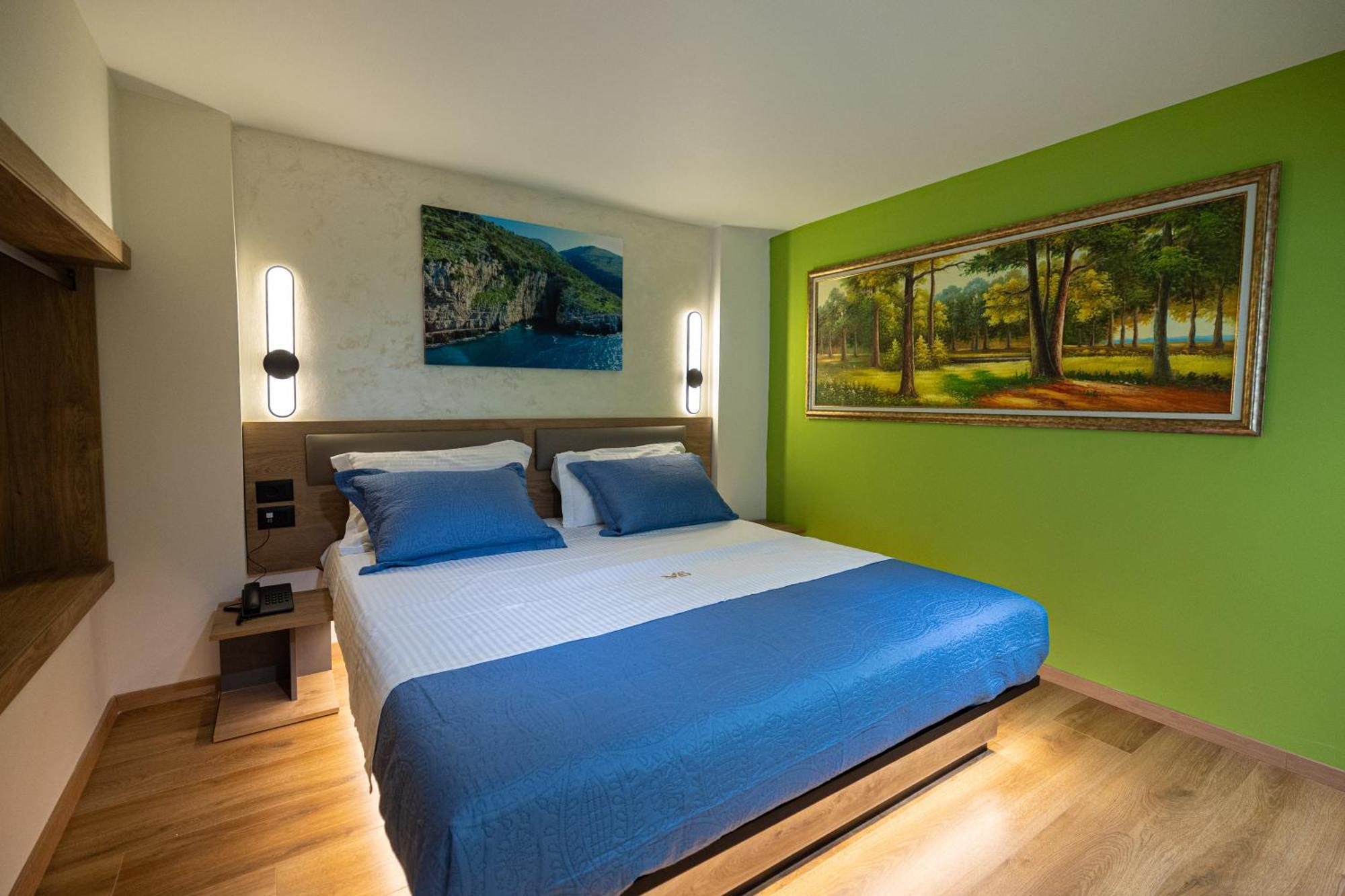 Mustafa Suites Vlorë Eksteriør billede