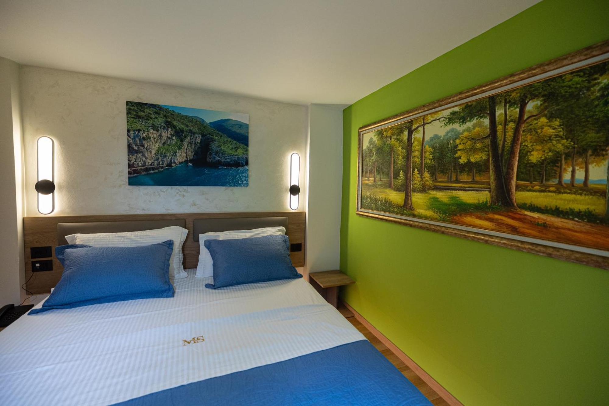 Mustafa Suites Vlorë Værelse billede